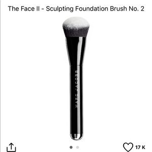 Marc Jacobs The Face II foundation brush
